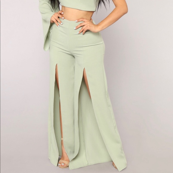 💕Fashion Nova 2-Piece Slit Casual Pants Set💕 - Picture 2 of 8